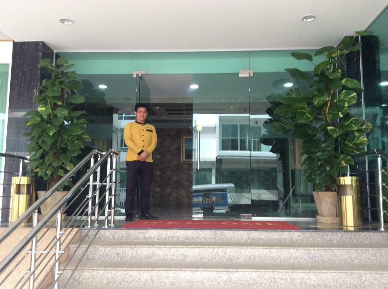 M Soho Danok Hotel Sadao Buitenkant foto