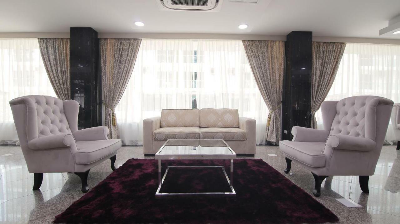M Soho Danok Hotel Sadao Buitenkant foto