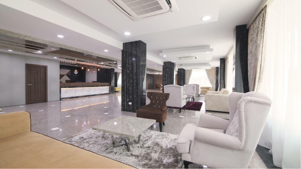 M Soho Danok Hotel Sadao Buitenkant foto