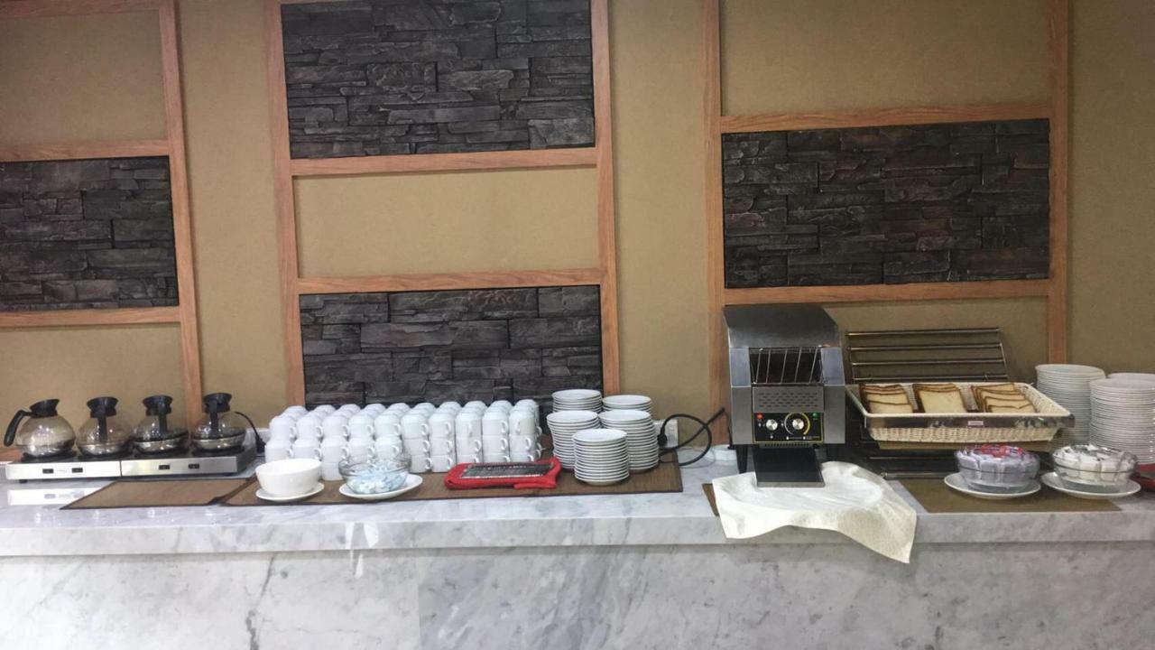 M Soho Danok Hotel Sadao Buitenkant foto
